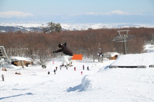 Οι snowboarders προσφέρουν θέαμα